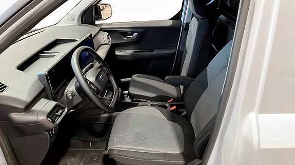 Ford E-Courier 5 of 5