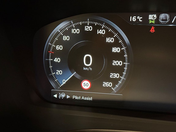 Volvo V60 Cross Country 17 of 22