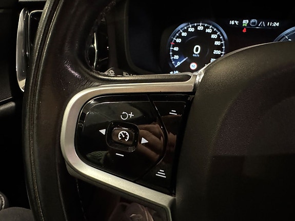 Volvo V60 Cross Country 15 of 22