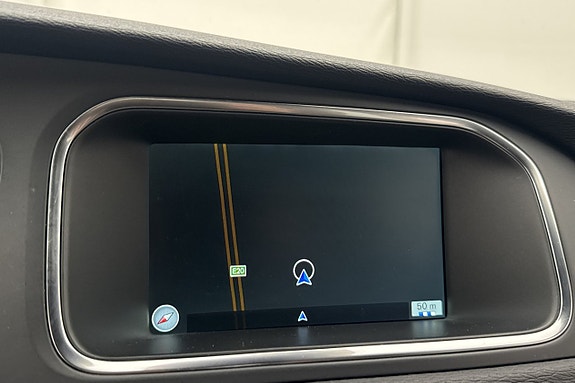 Volvo V40 19 of 26