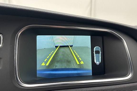 Volvo V40 18 of 26