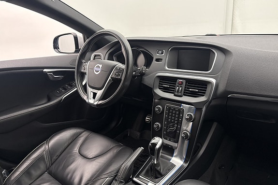 Volvo V40 24 of 26
