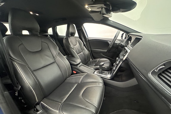 Volvo V40 23 of 26