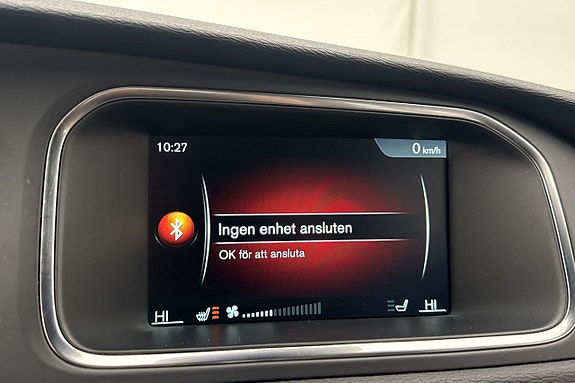 Volvo V40 21 of 26