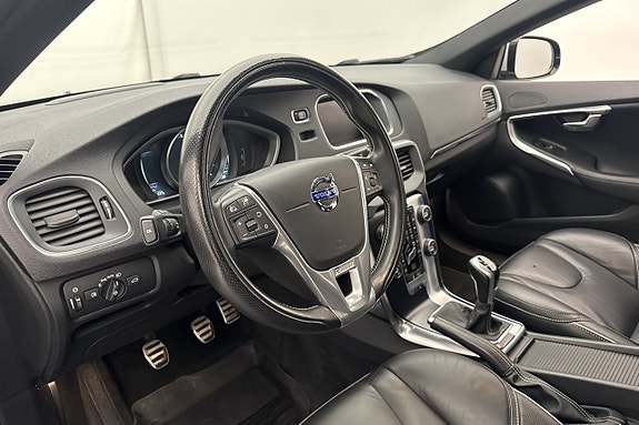 Volvo V40 10 of 26
