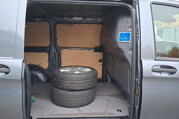Mercedes-Benz Vito 119 14 of 15