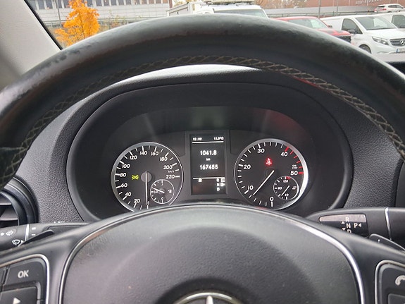 Mercedes-Benz Vito 119 11 of 15