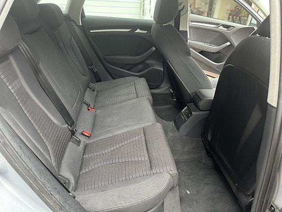 Audi A3 8 of 8