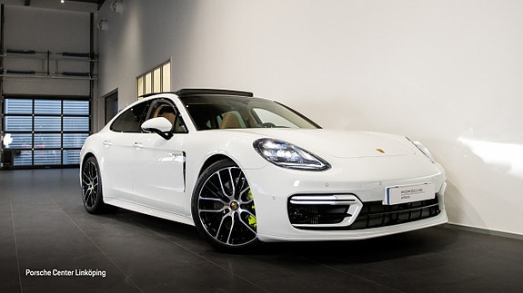 Porsche Panamera 4