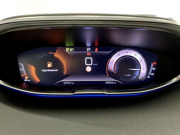 Peugeot 5008 8 of 17