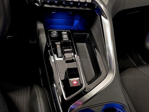 Peugeot 5008 12 of 17