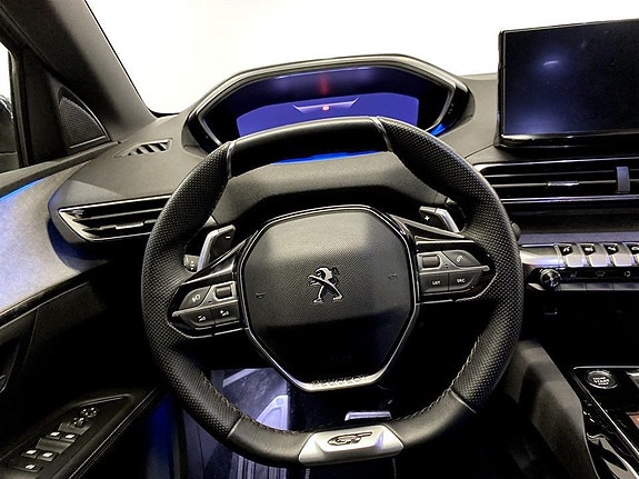 Peugeot 5008 7 of 17