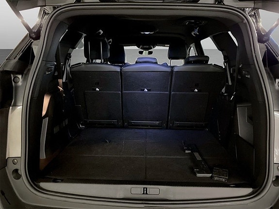 Peugeot 5008 17 of 17