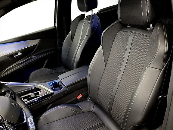 Peugeot 5008 5 of 5