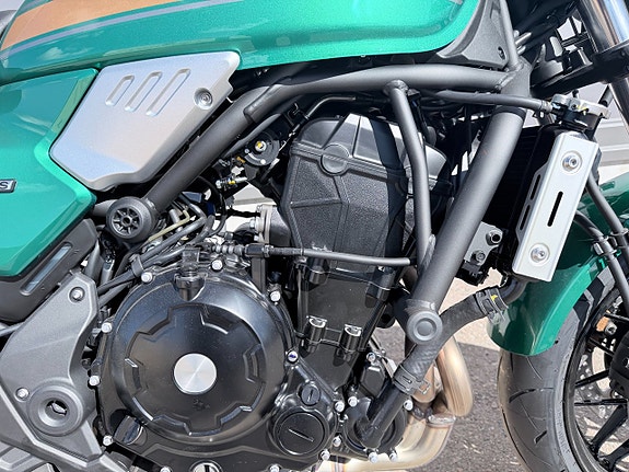 Kawasaki Z650RS 6 of 12