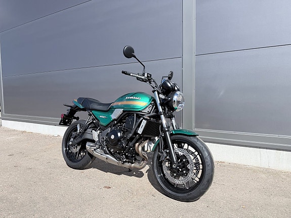 Kawasaki Z650RS 2 of 12