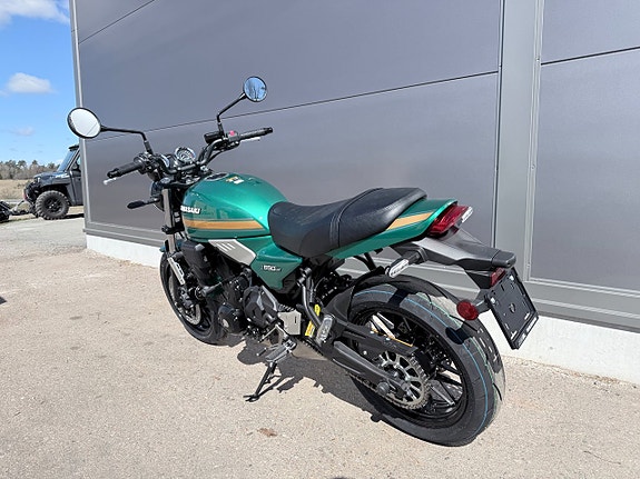 Kawasaki Z650RS 4 of 12