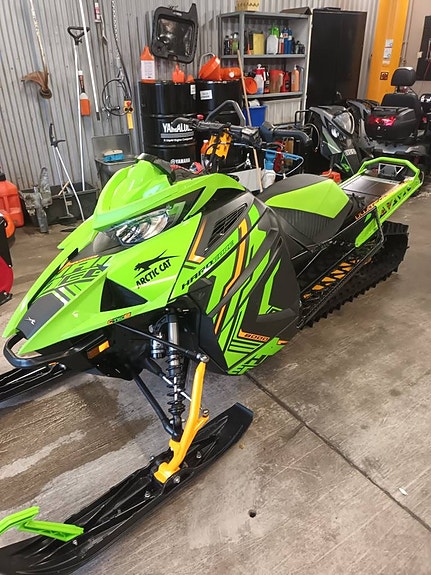 Arctic Cat Hardcore 8000 146" 2023 2 of 5