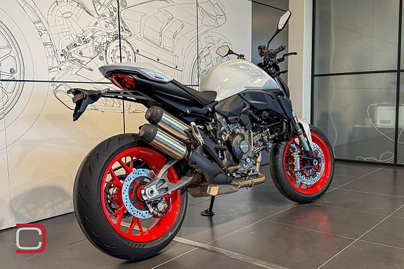 Ducati Monster Plus *Nyhet 2026!* *Kampanj!* 4 of 8