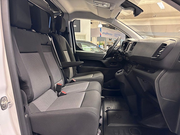 Opel Vivaro 6 of 23