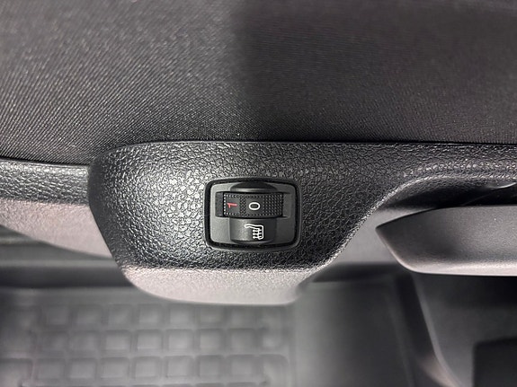 Opel Vivaro 15 of 23