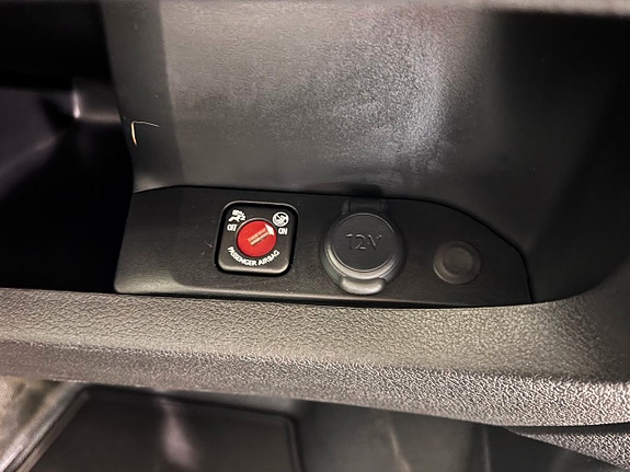Opel Vivaro 14 of 23
