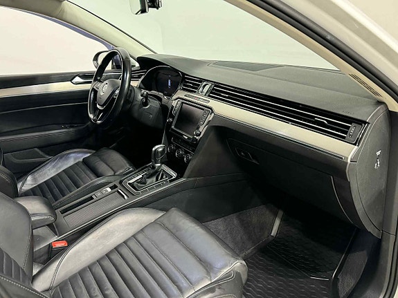 Volkswagen Passat 4 of 5
