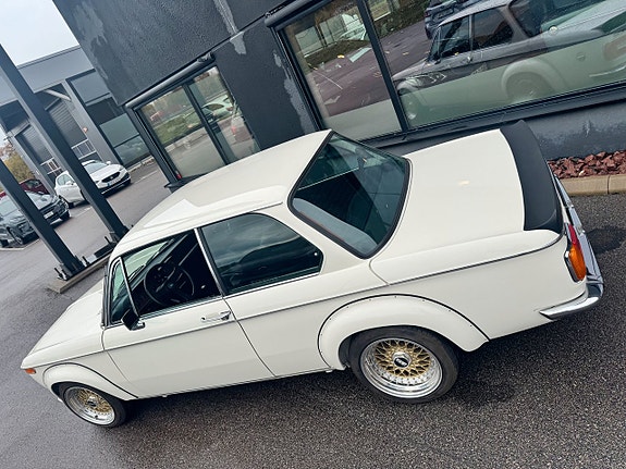 BMW 2002 18 of 30