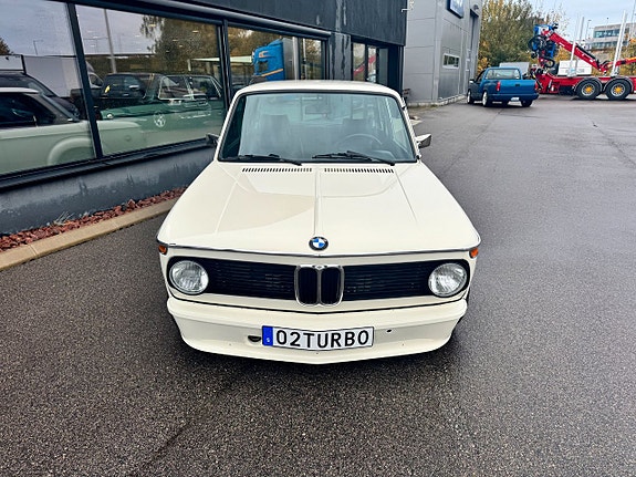 BMW 2002 17 of 30