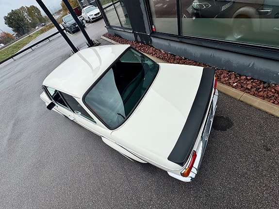 BMW 2002 19 of 30