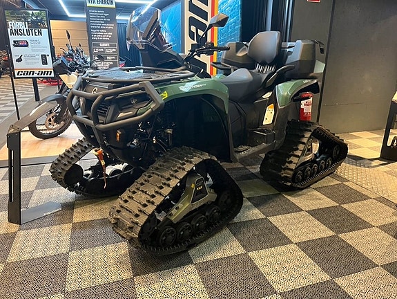 Can-Am Outlander MAX HD7 -25 *Med band*