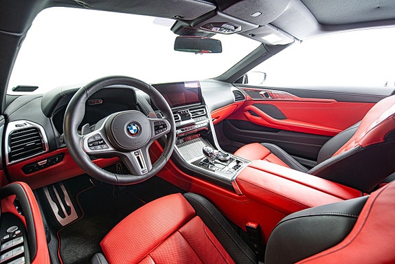 BMW M850i 14 of 30