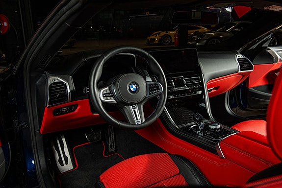 BMW M850i 12 of 30