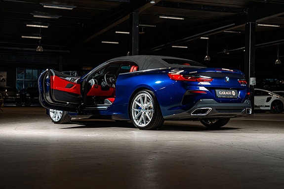 BMW M850i 10 of 30