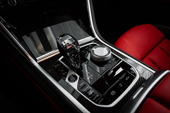 BMW M850i 22 of 30