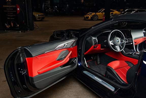 BMW M850i 11 of 30