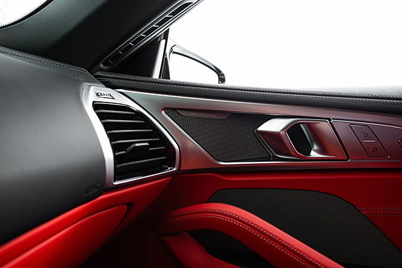 BMW M850i 25 of 30