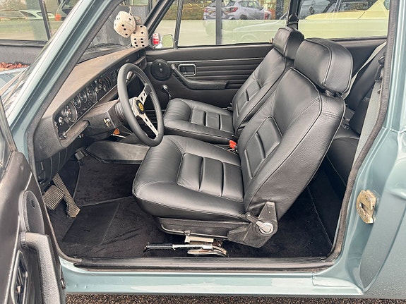 Volvo 142 17 of 19