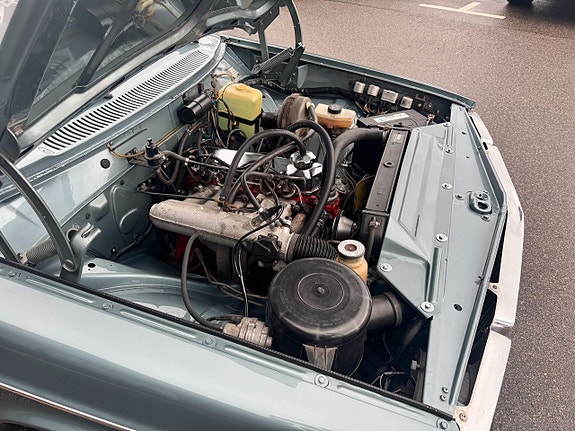 Volvo 142 15 of 19