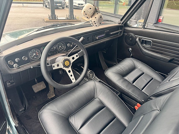Volvo 142 16 of 19