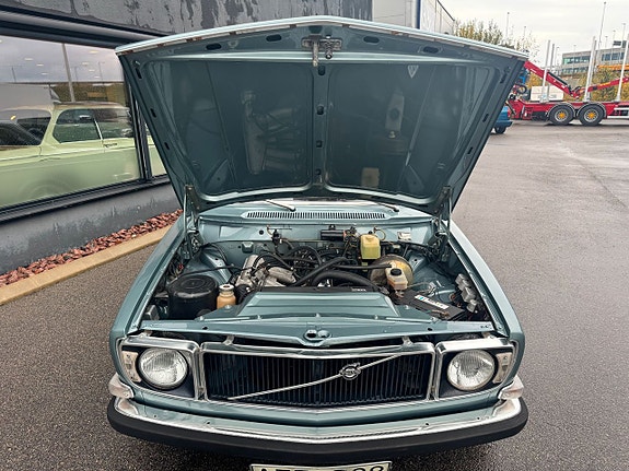 Volvo 142 13 of 19