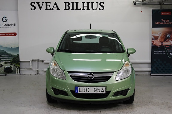 Opel Corsa 2 of 13