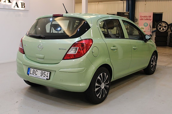 Opel Corsa 4 of 5