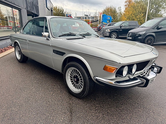 BMW 3.0 CSI 7 of 25