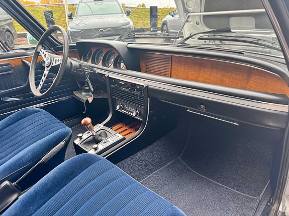 BMW 3.0 CSI 20 of 25