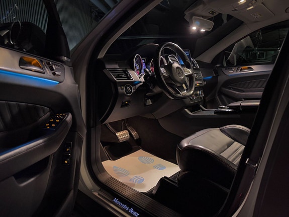 Mercedes-Benz GLE350 d 14 of 28