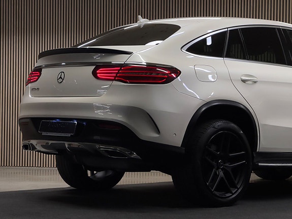 Mercedes-Benz GLE350 d 10 of 28