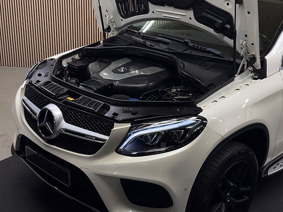 Mercedes-Benz GLE350 d 7 of 28