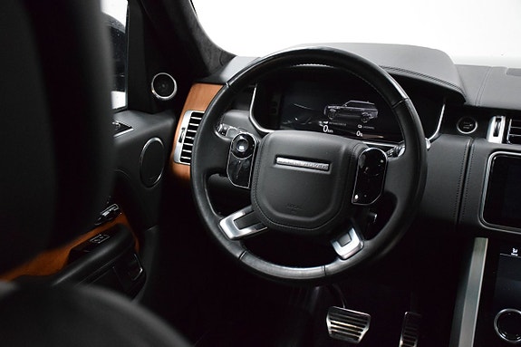 Land Rover Range Rover 12 of 29