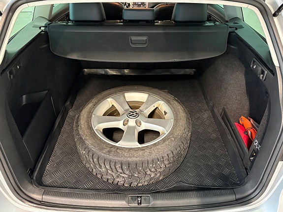 Volkswagen Passat 20 of 21